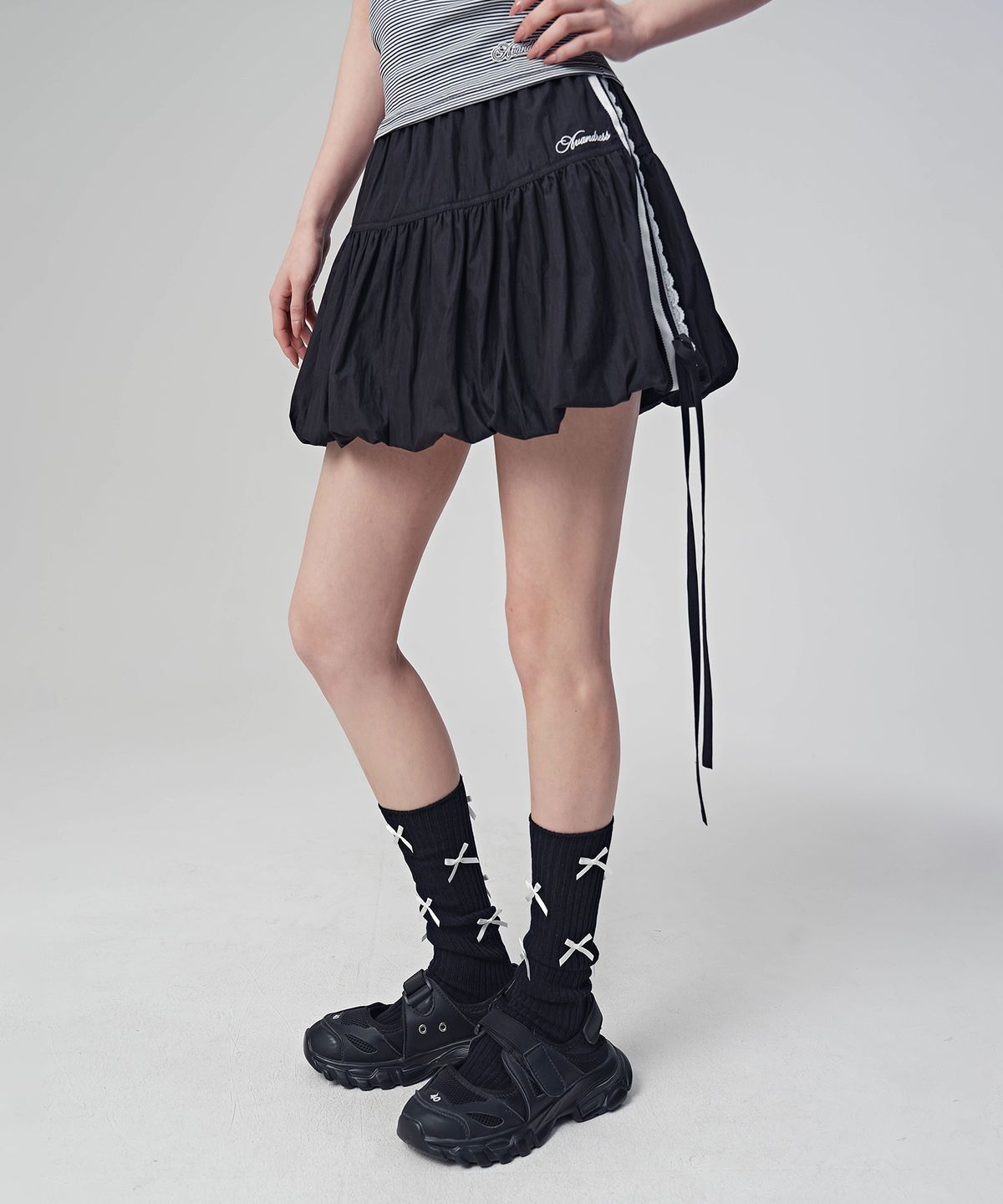 어반드레스(AVANDRESS) 아일리 레이스 라인 벌룬 스커트_4Colors