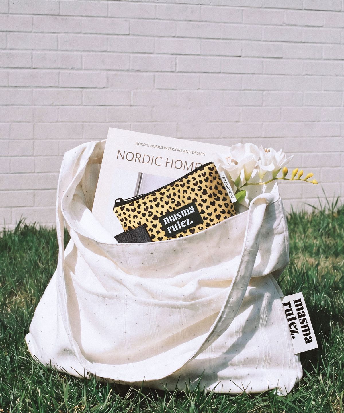 마스마룰즈(MASMARULEZ) Mini strap pouch_Heart leopard Mustard