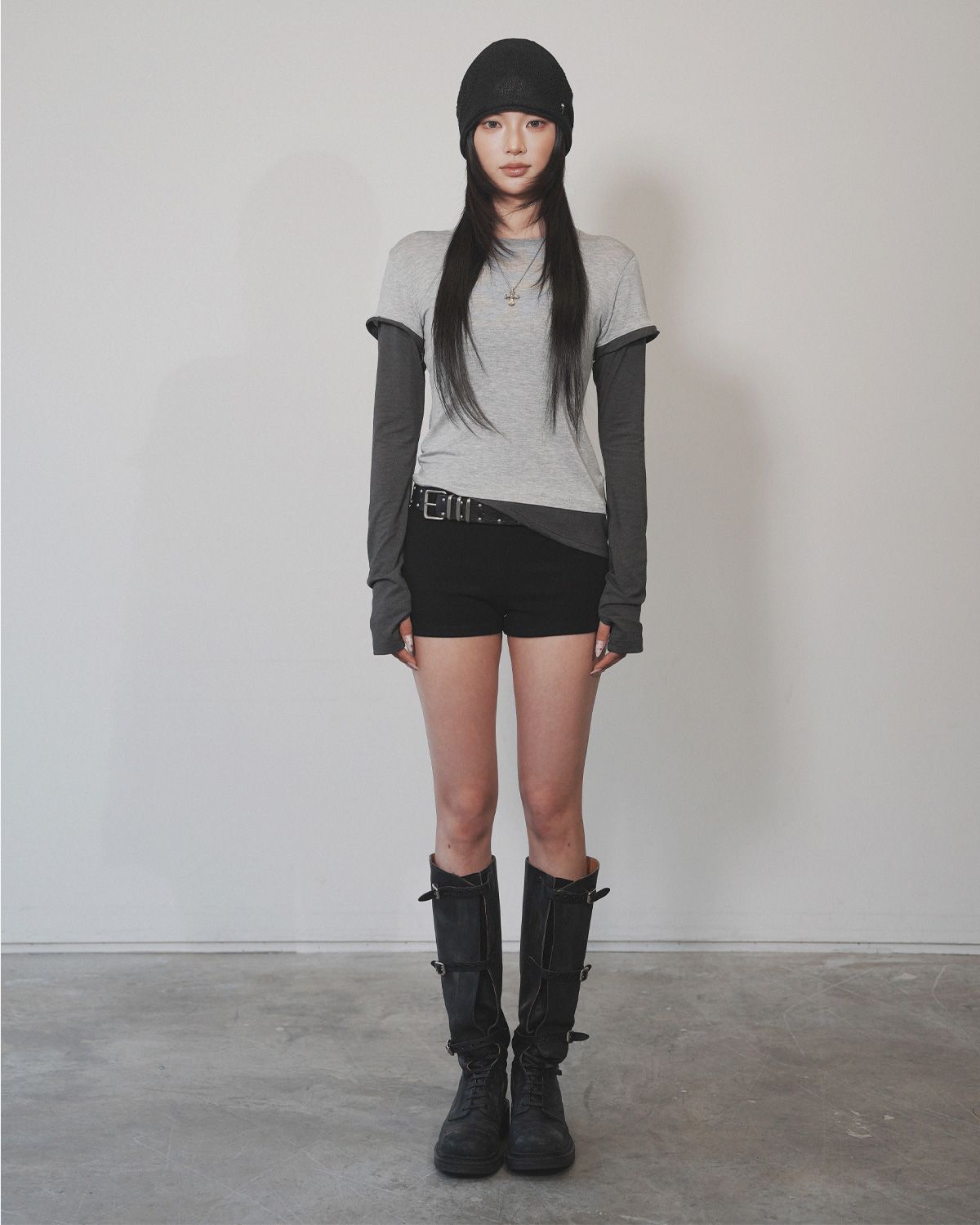 여린(YEORIN) Basic Loop Shorts (Black)