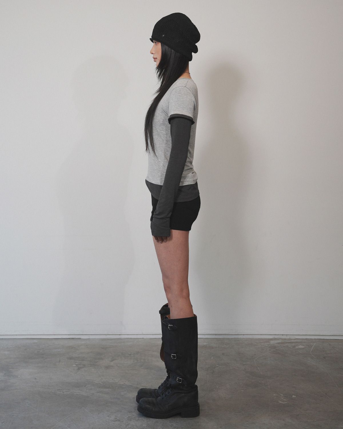 여린(YEORIN) Basic Loop Shorts (Black)