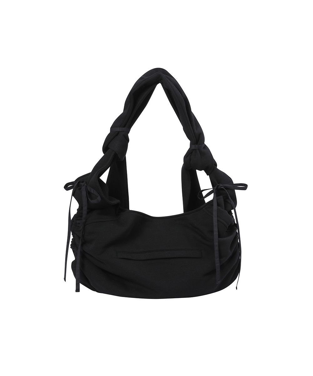 MUSINSA | MISEKI SEOUL Hannah sweat shirt cross bag BLACK