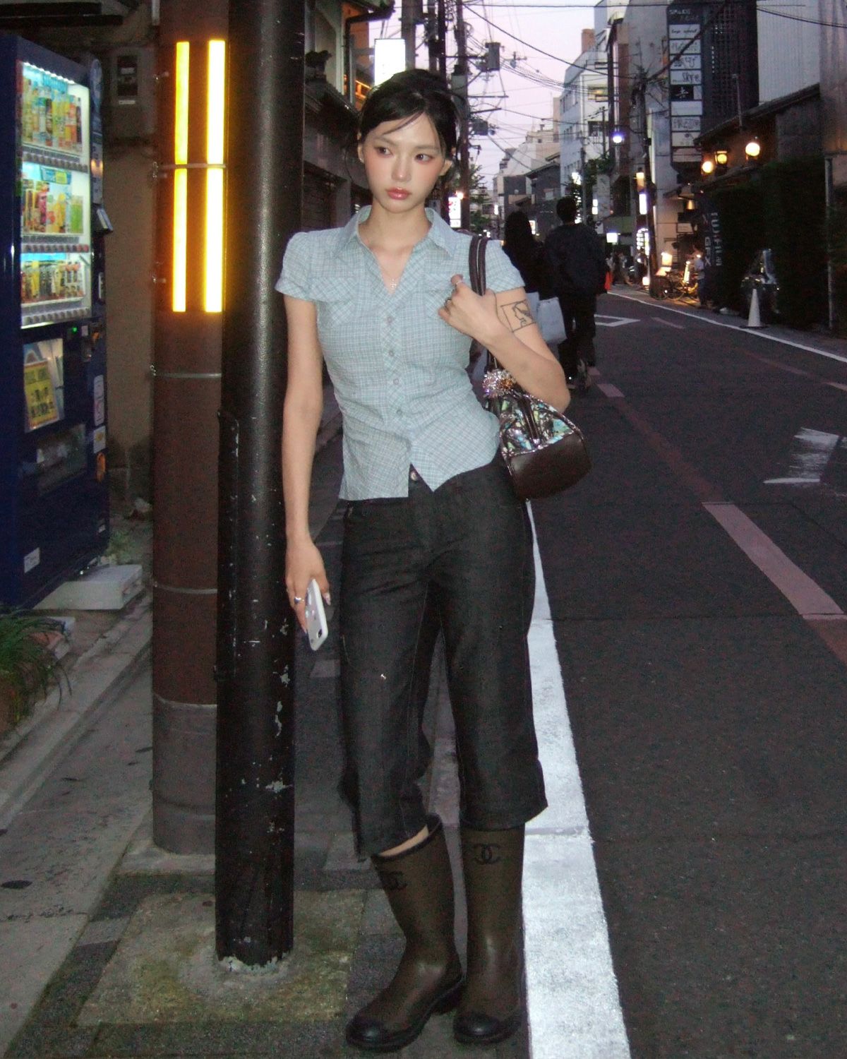 여린(YEORIN) Capri Carpenter Denim (Black)