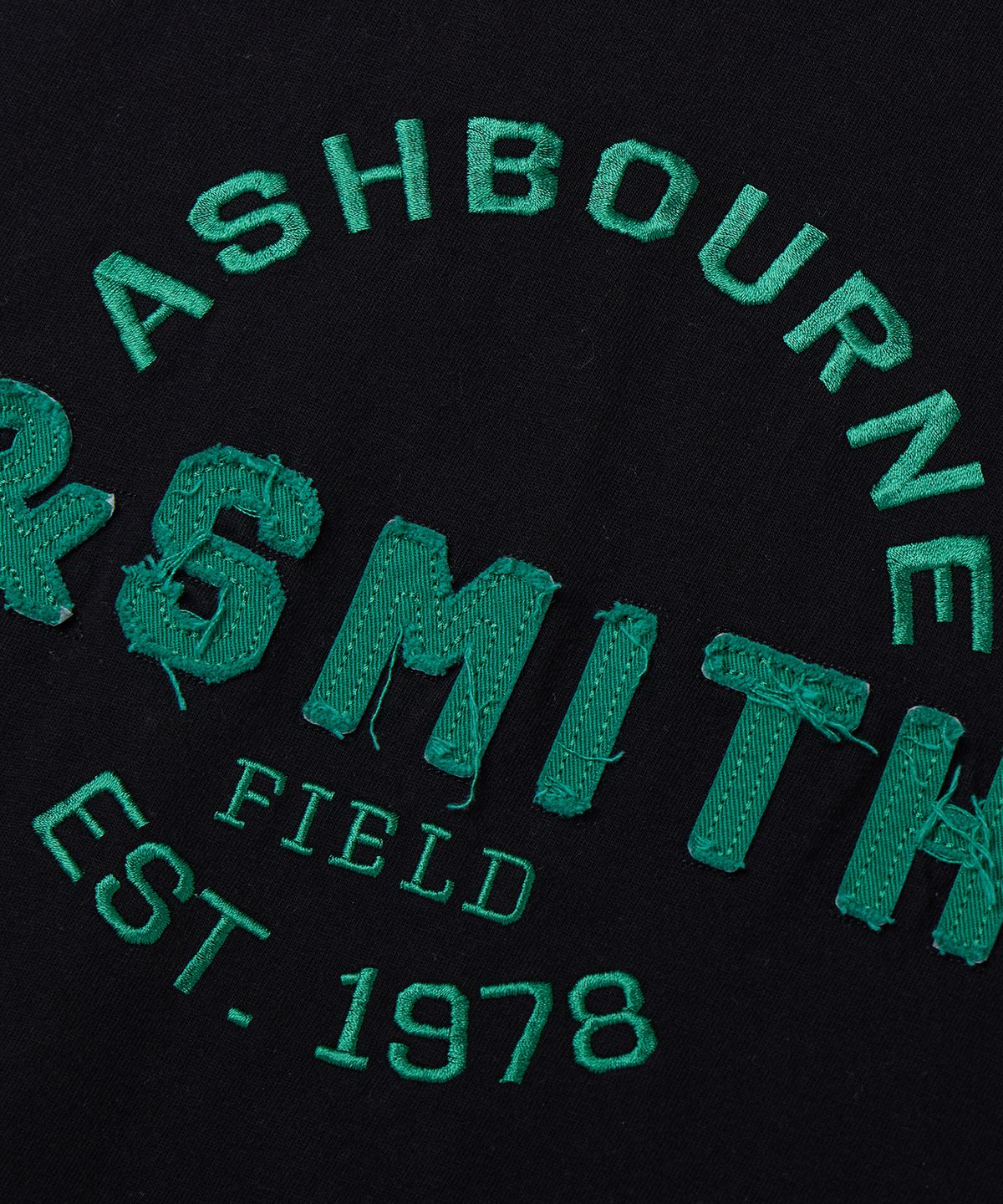 애쉬본&스미스(ASHBOURNE & SMITH) [우먼] ASHBOURNE&SMITH 패치 반팔티 ASH1013_블랙