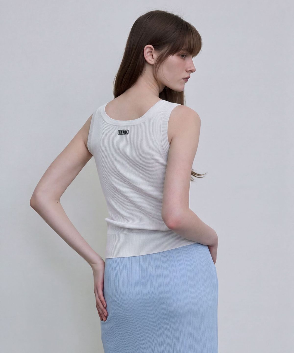 디에토(DEETO) Basic Ribbed Tank Top [WHITE]