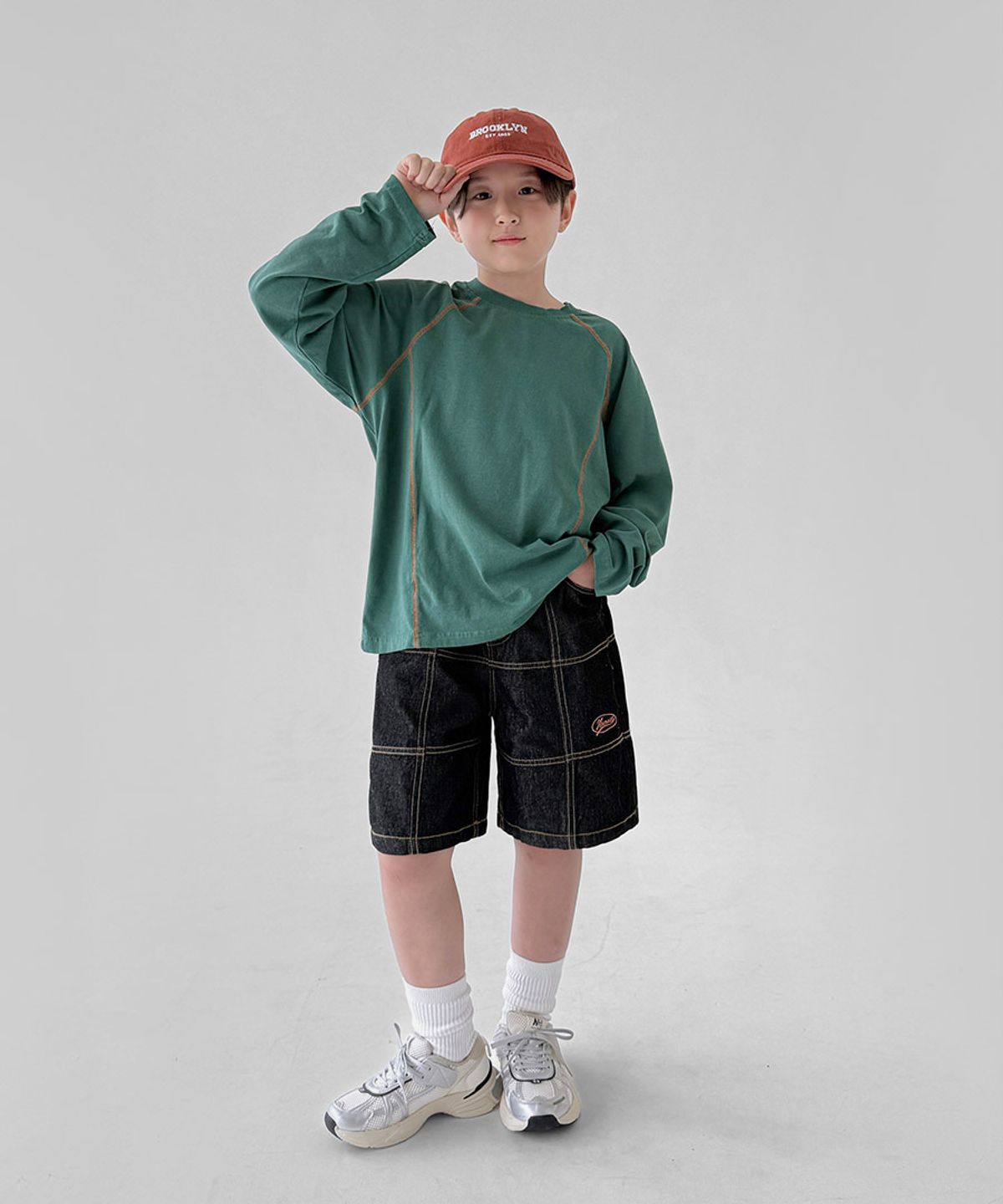 베리클로젯(BERRYCLOSET) 스퀘어 네온 데님 팬츠