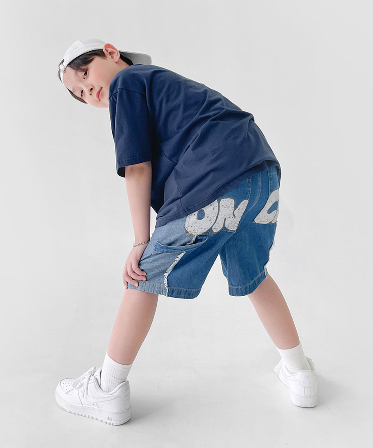 베리클로젯(BERRYCLOSET) 버블 카펜더 데님 팬츠