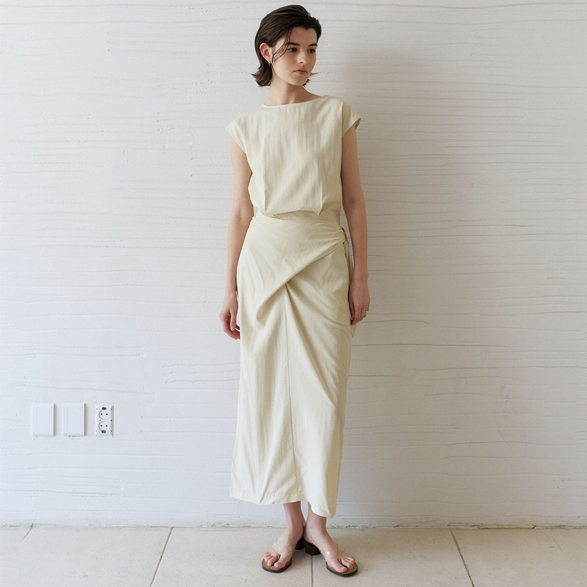노우드(NOEUD) Drape flow dress (Cream)