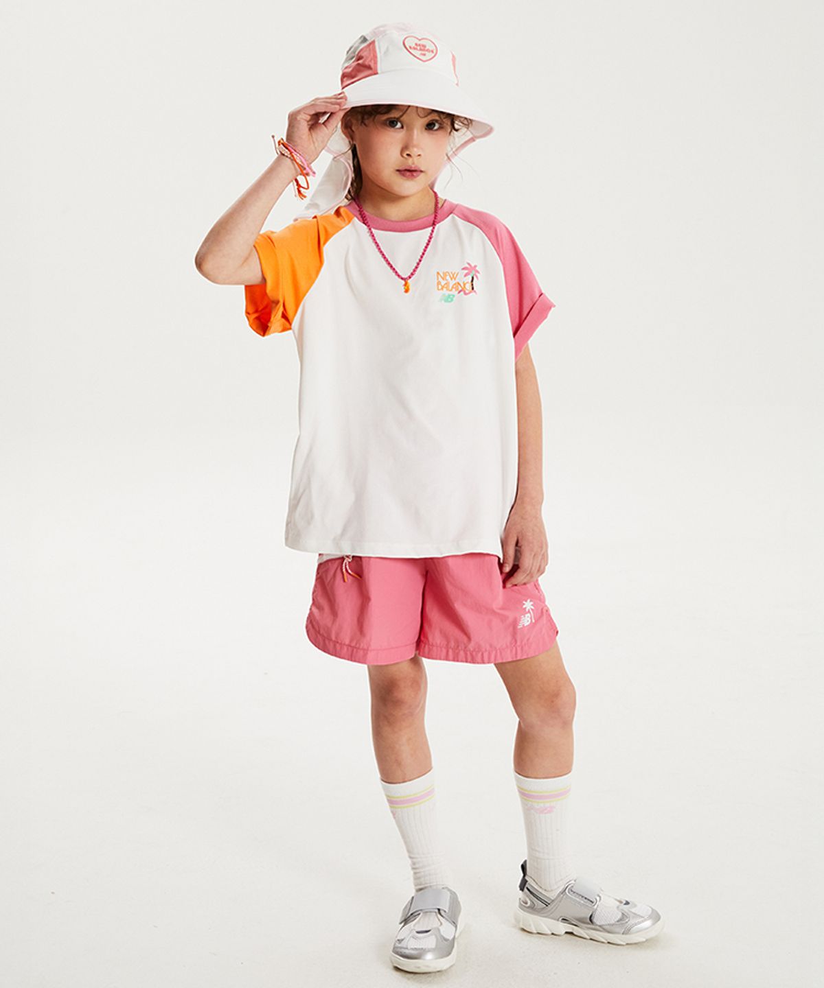 뉴발란스 키즈(NEWBALANCEKIDS) SUMMER WAVE_컬러블럭 라글란 반팔 셋업 아동 상하복 NK9YG3973U25