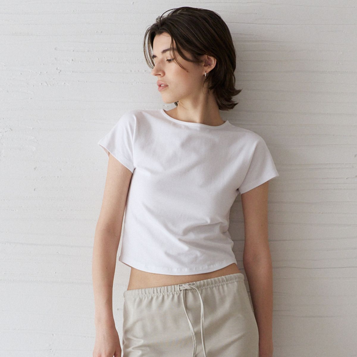 노우드(NOEUD) Seamless-Line Tee (Ivory)