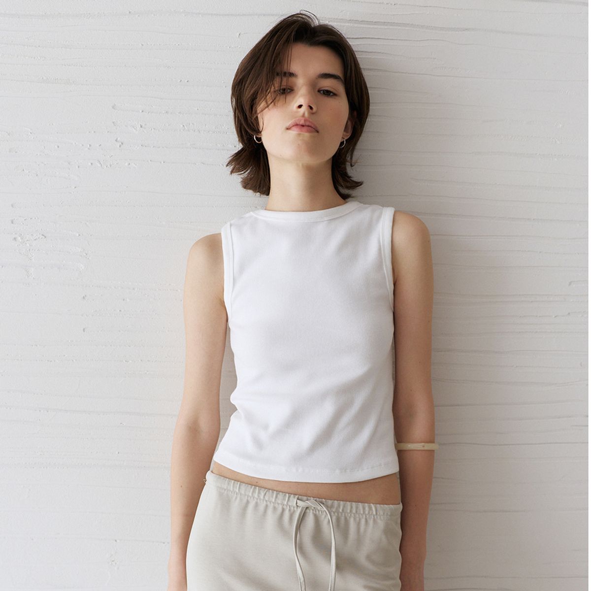노우드(NOEUD) Front-to-Back Rib Top (Ivory)