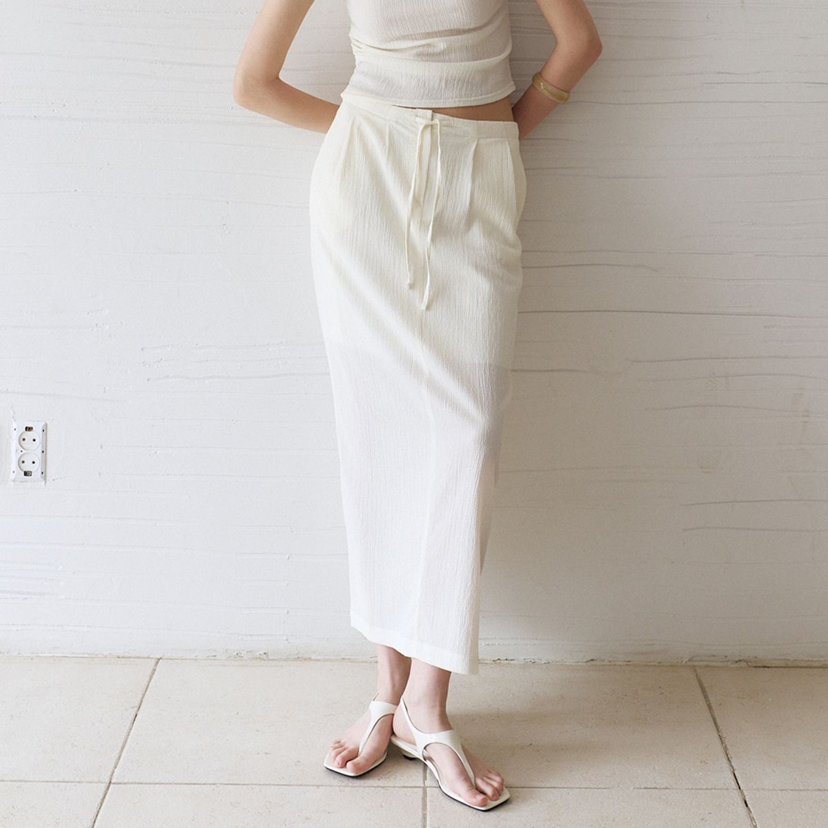 노우드(NOEUD) Fluid Wrinkle Skirt (Ivory)