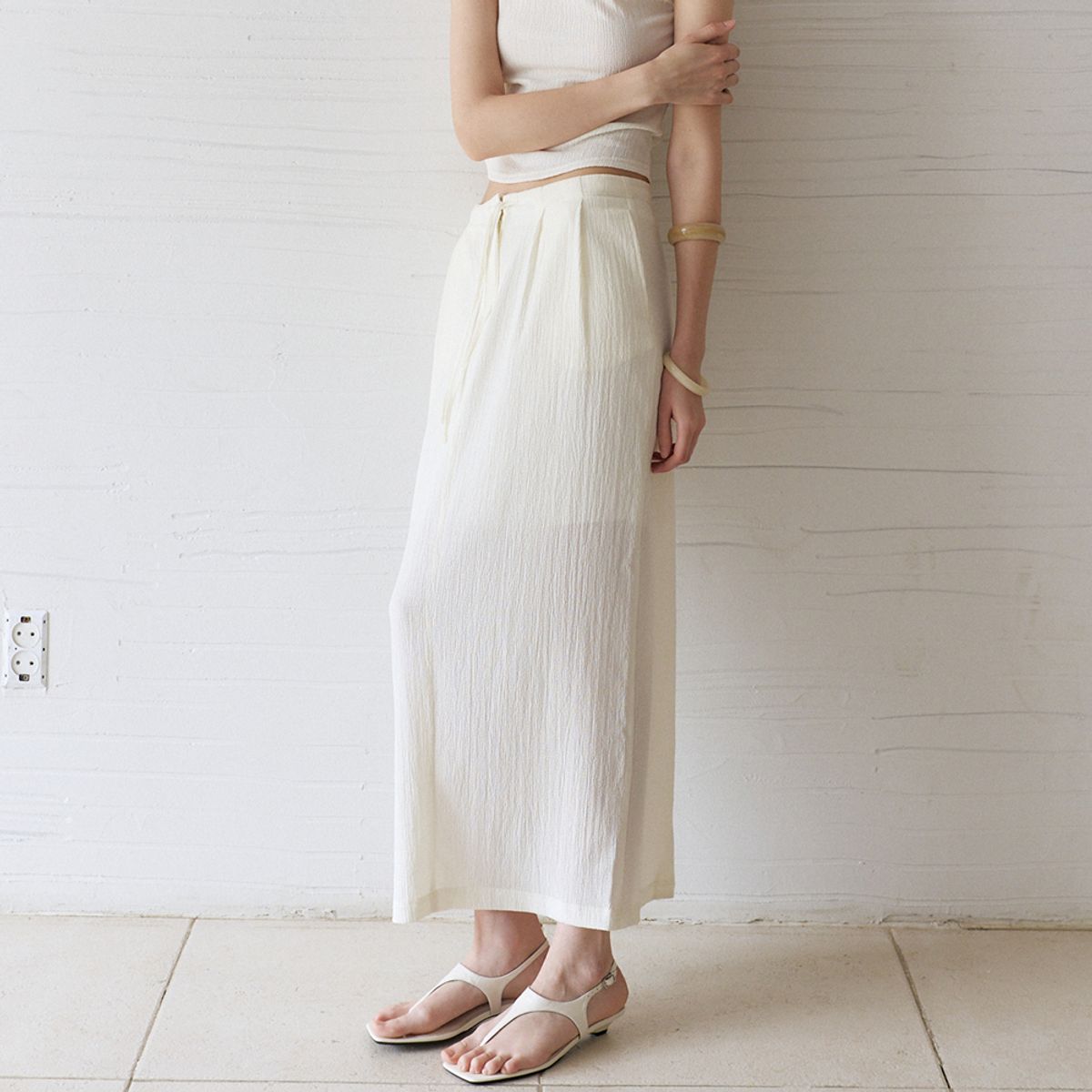 노우드(NOEUD) Fluid Wrinkle Skirt (Ivory)