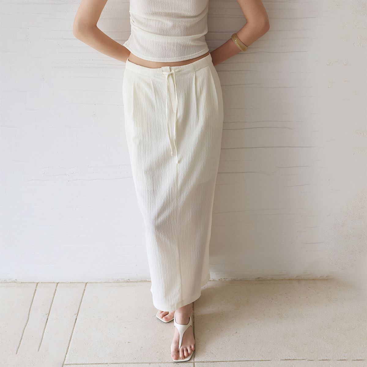 노우드(NOEUD) Fluid Wrinkle Skirt (Ivory)