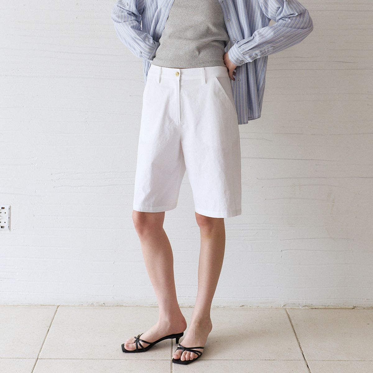 노우드(NOEUD) Stitch-Line Bermuda Pants (Ivory)