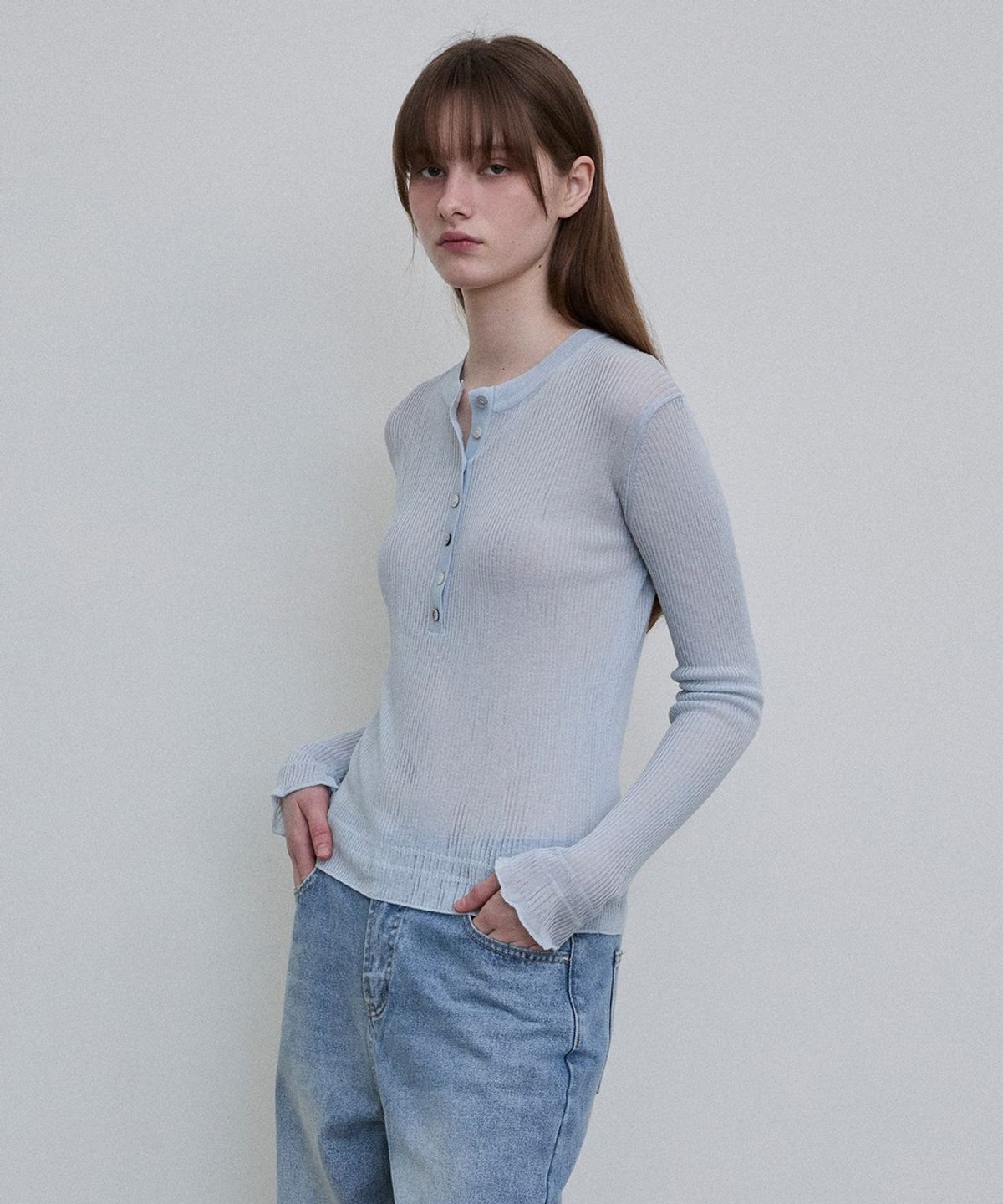 디에토(DEETO) Sheer Ribbed Henley Top [BLUE]