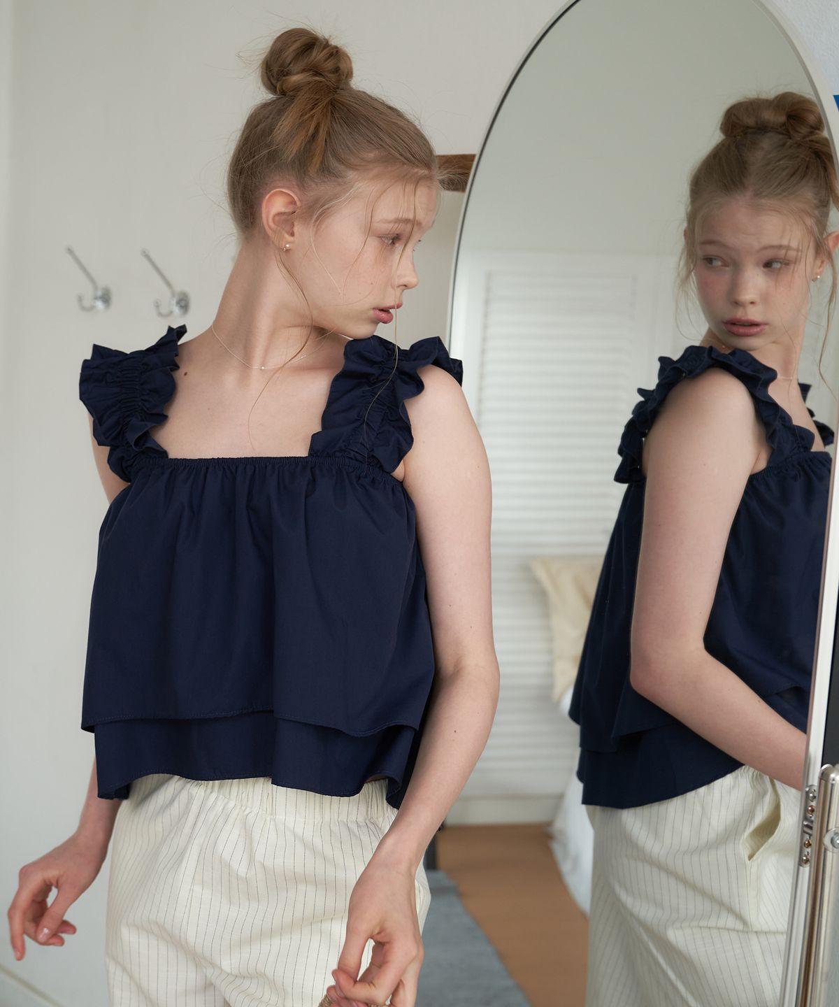 플로브(FLOVE) FRILL SQUARE SLEEVELESS_NA