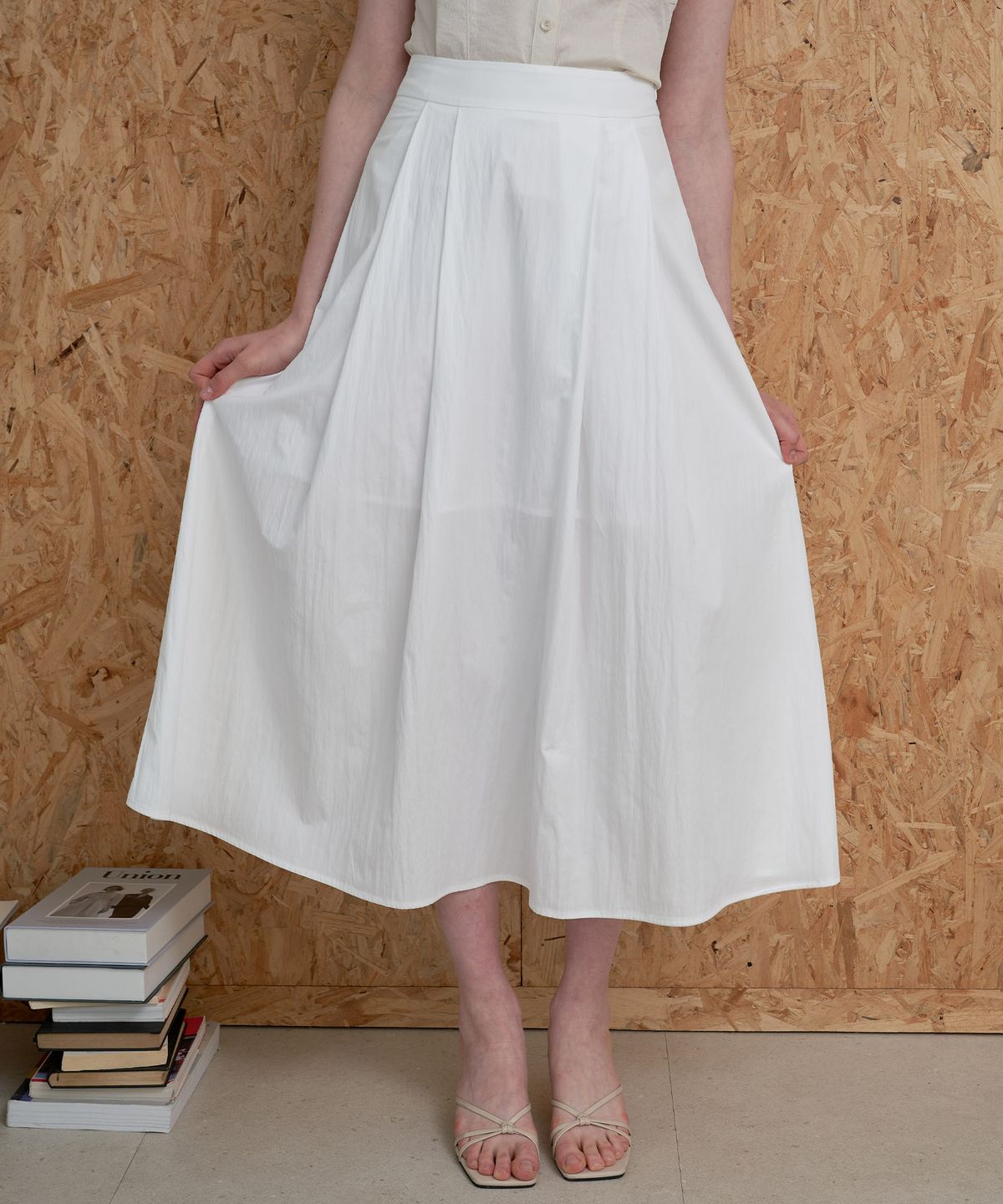 플로브(FLOVE) HALF FLARE SKIRT_WT