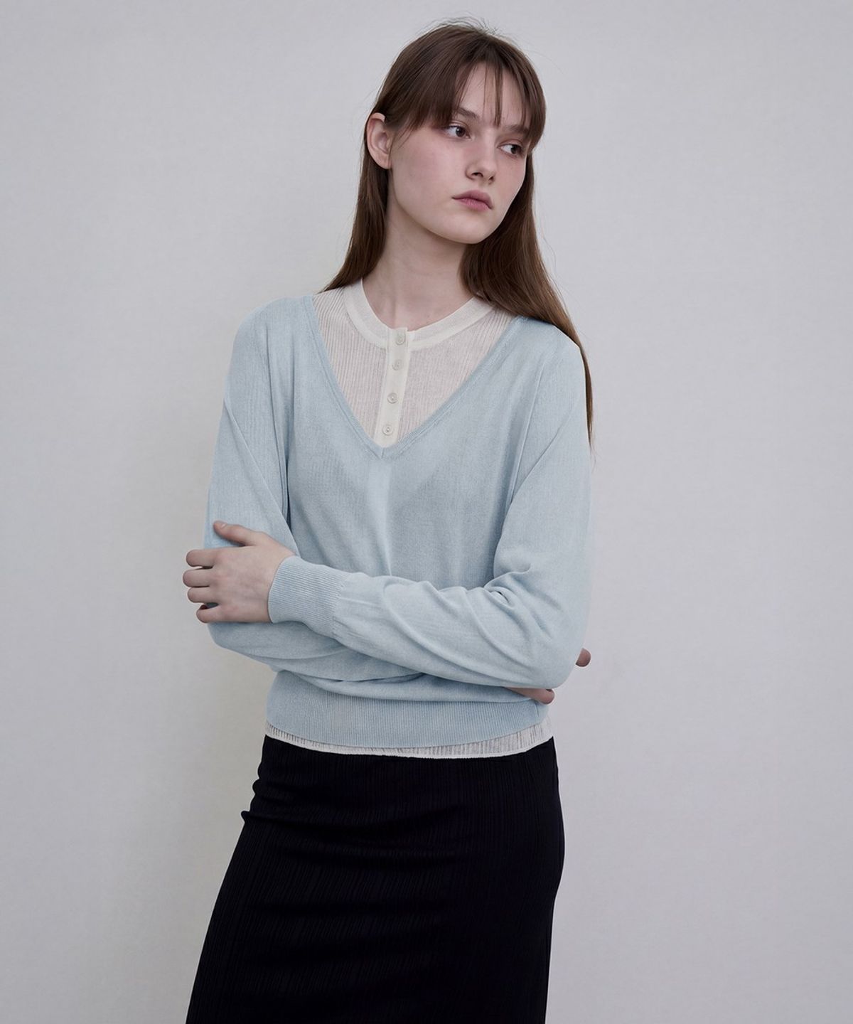 디에토(DEETO) Sheer V-Neck Pullover [SKY BLUE]