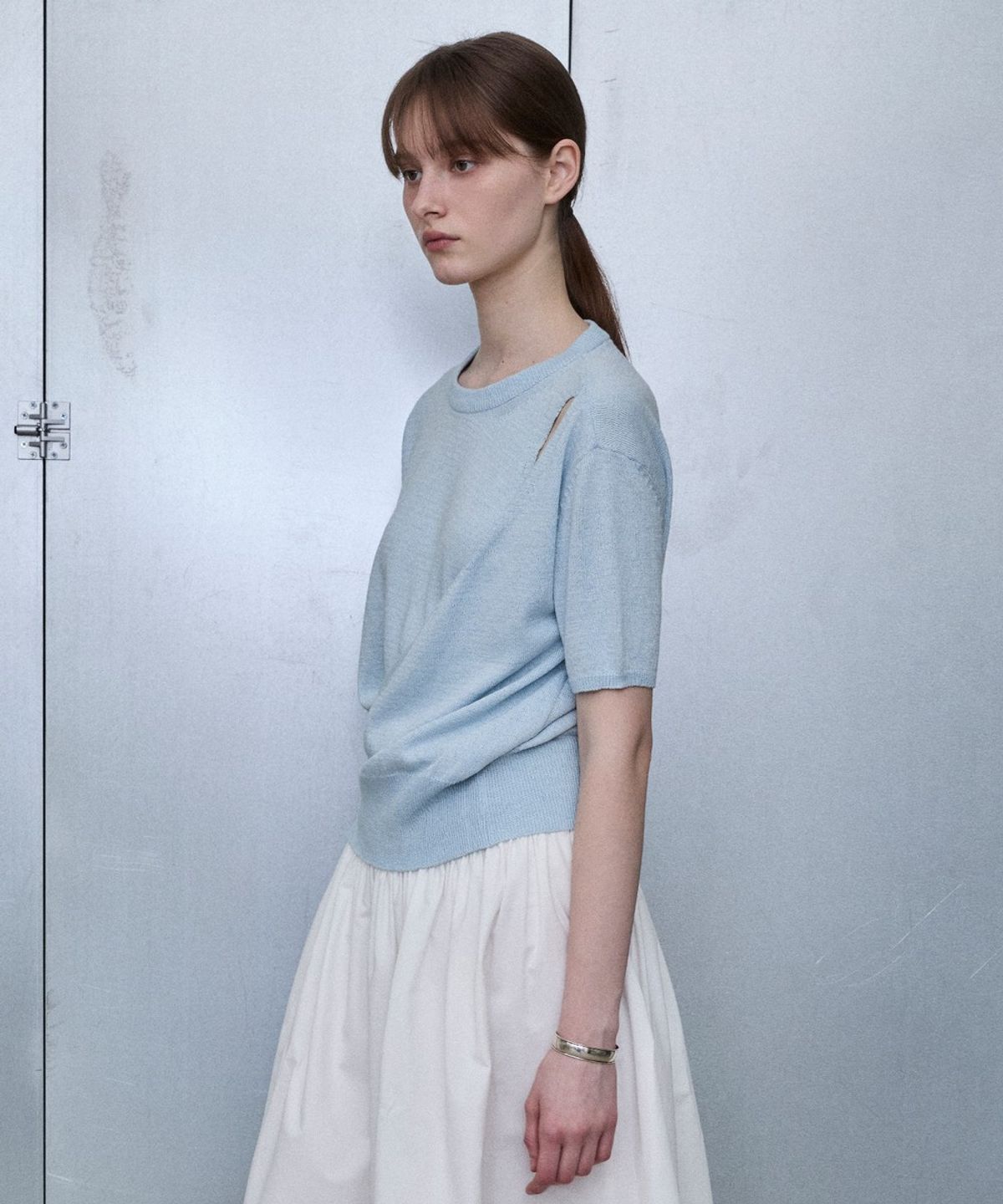 디에토(DEETO) Slit Shoulder Wrap Pullover [BLUE]