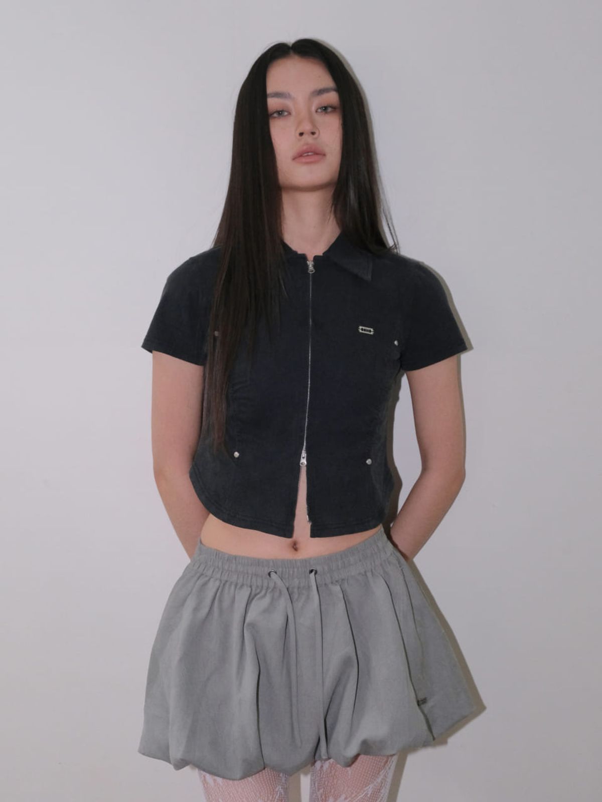 오디너리 홀리데이(ORDINARY HOLIDAY) WASHING SHIRRING ZIP UP SHIRT [CHARCOAL]