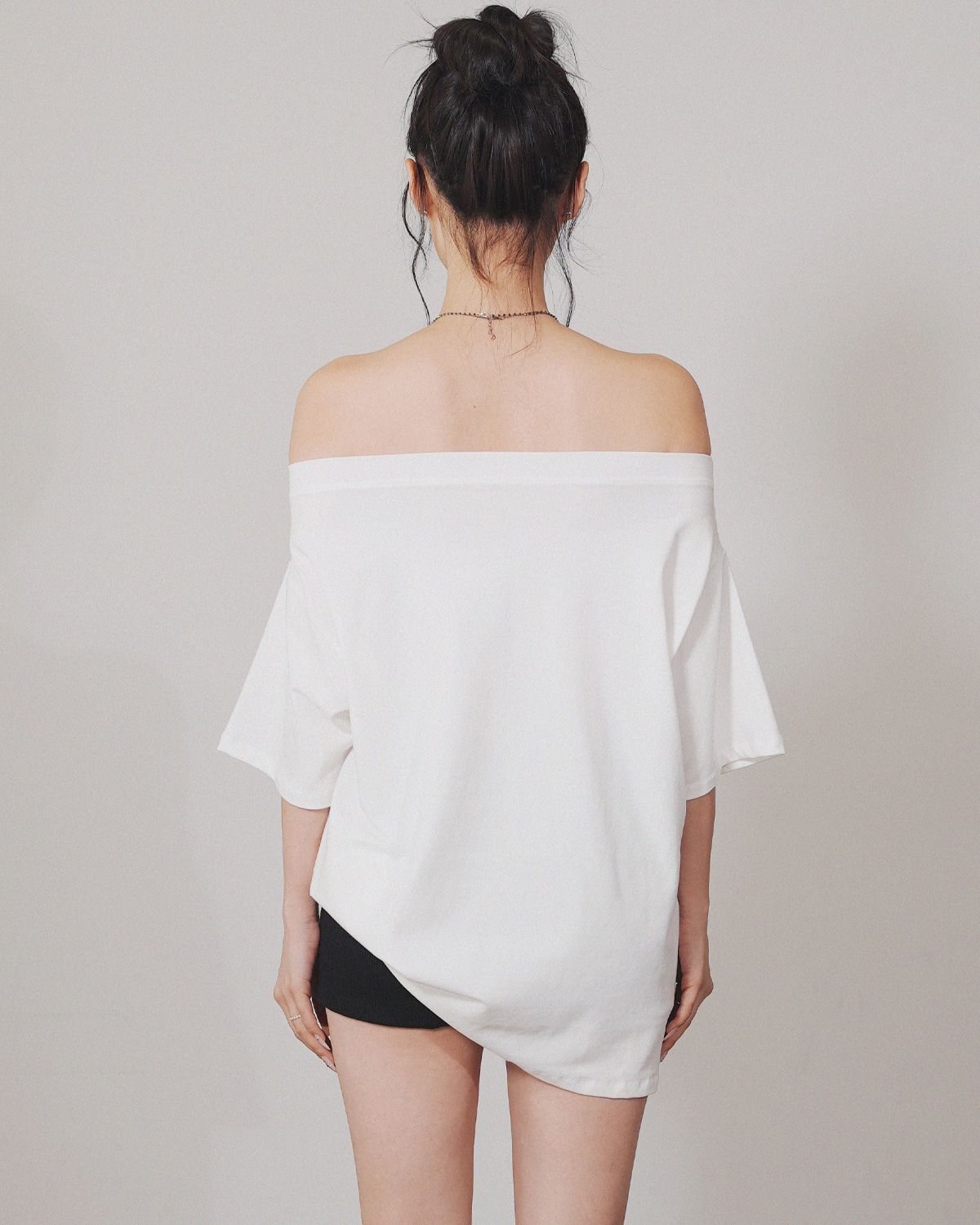 여린(YEORIN) Heavenly Loose T-Shirts (White)