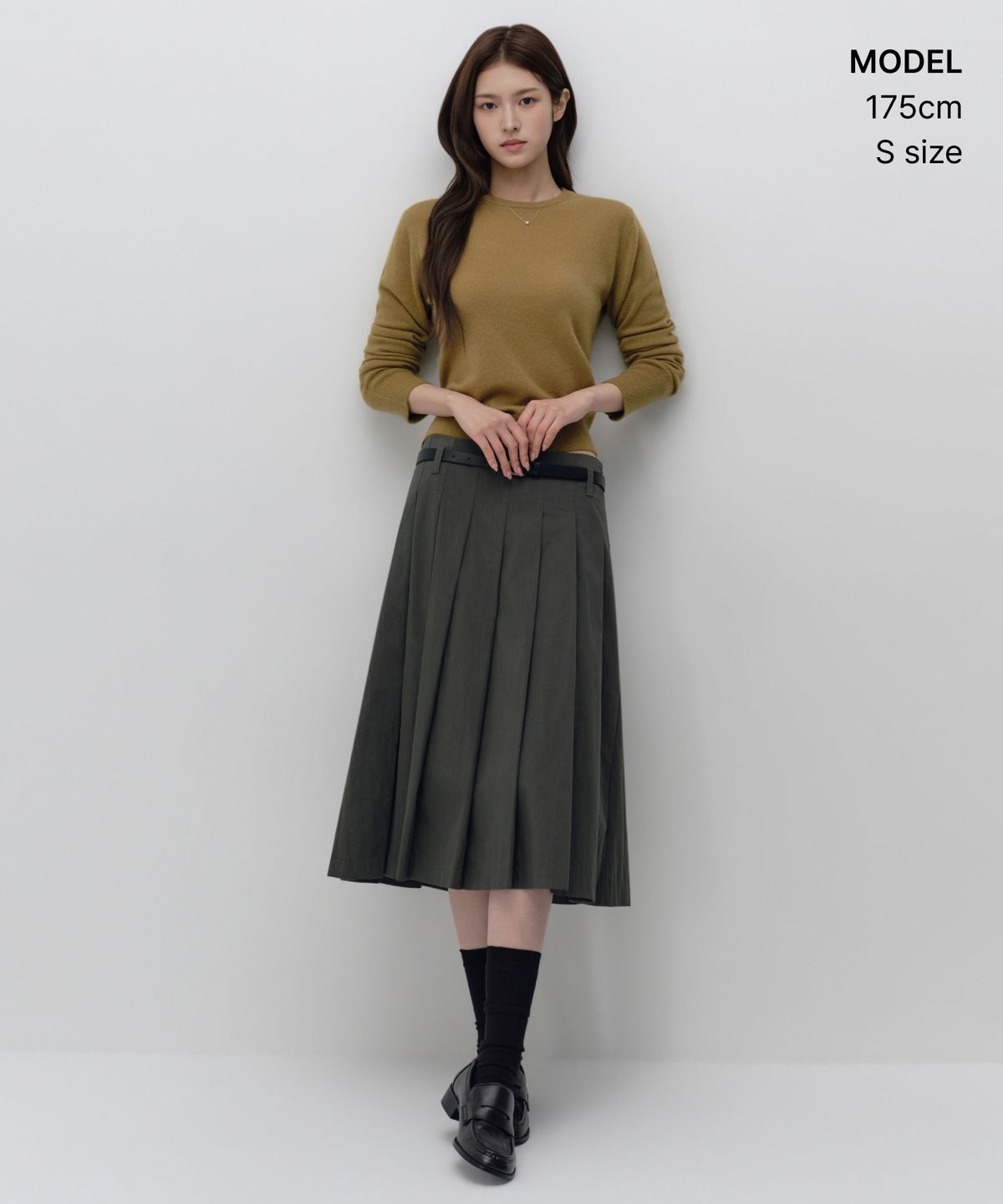 무신사 스탠다드 우먼(MUSINSA STANDARD WOMAN) 우먼즈 CN 플리츠 미디 스커트 [그레이]