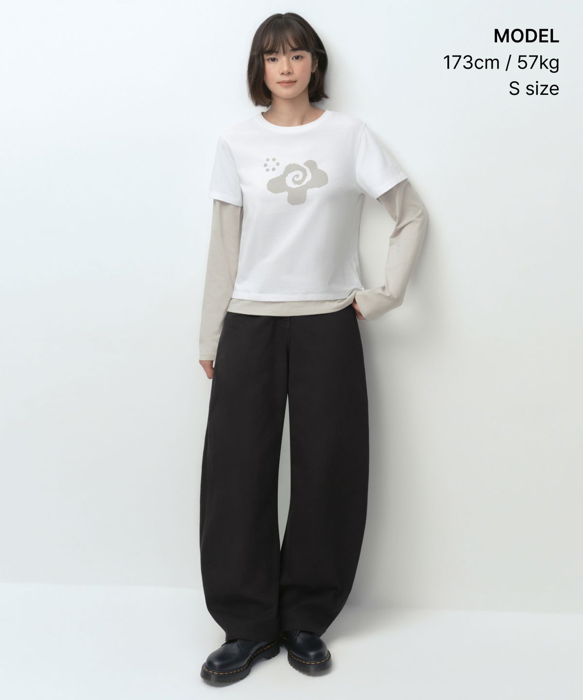 무신사 스탠다드 우먼(MUSINSA STANDARD WOMAN) [오헤시오 컬래버] 코튼 커브드 팬츠 [블랙]