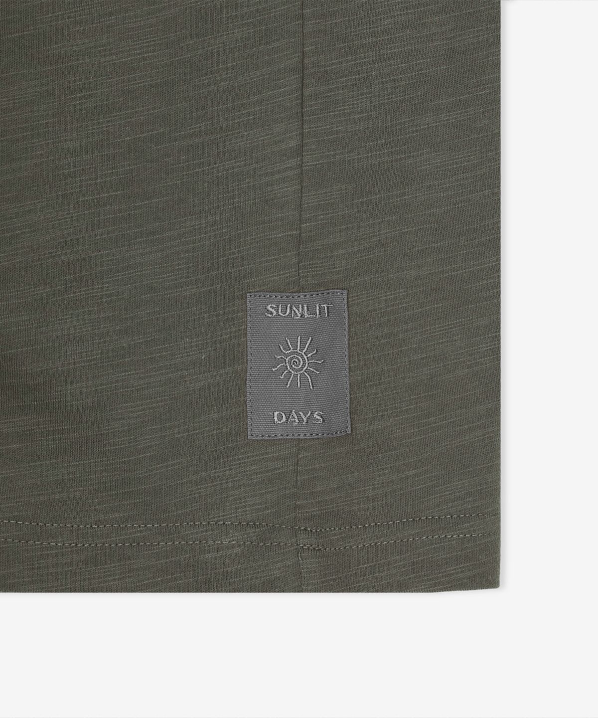 뉴발란스(NEW BALANCE) NBNEGCA033 / UNI 선 키스드 슬럽 반팔티 (GRAY)