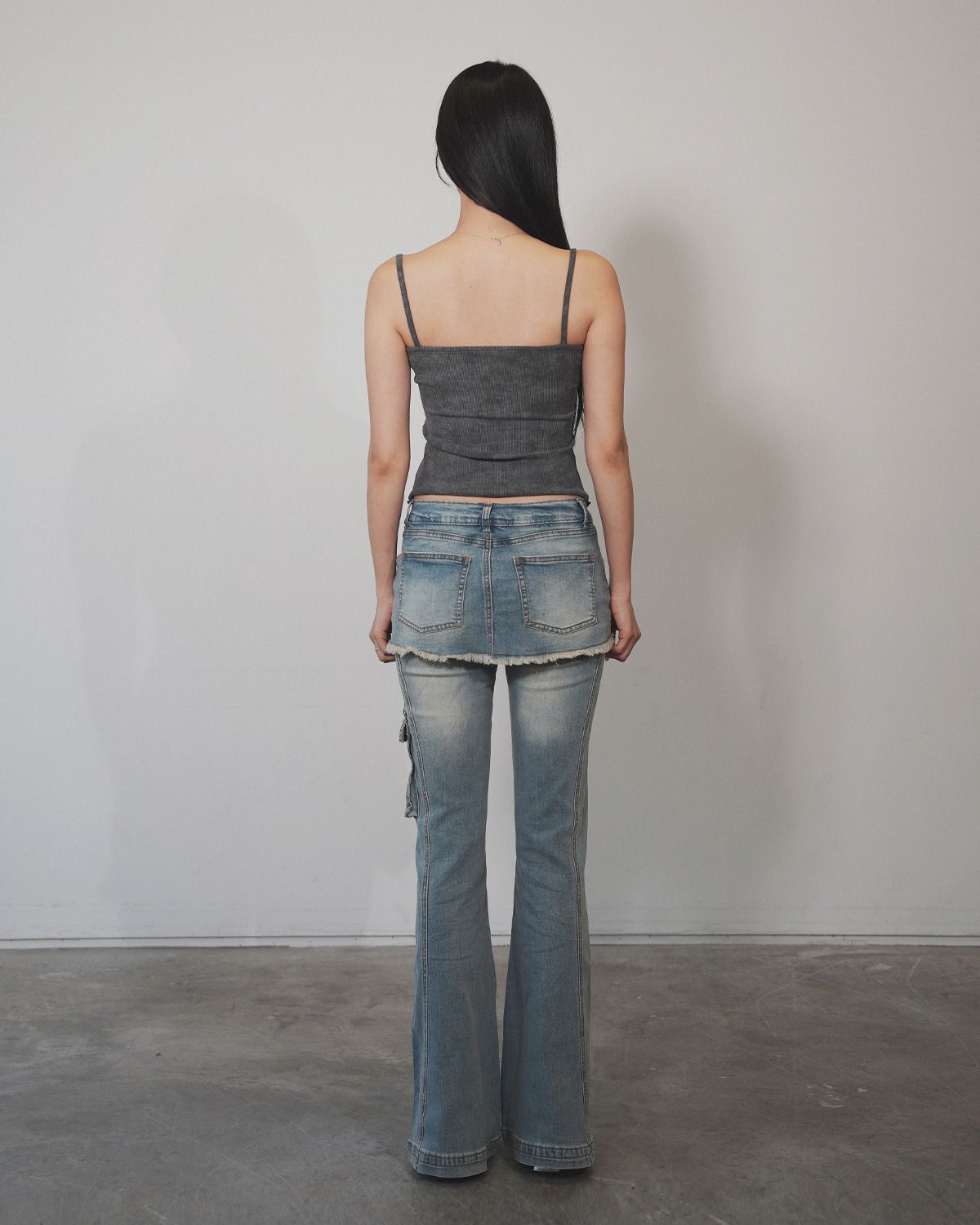 여린(YEORIN) Pretty Mess Tank (Charcoal)
