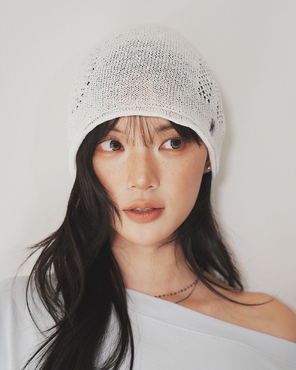 여린(YEORIN) Punching Knit Beanie (White)