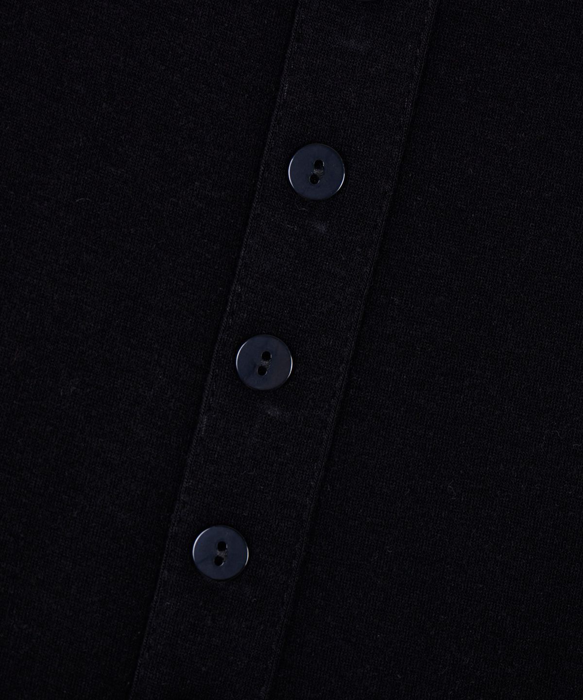 디스펑트(DYSFUNCT) BUTTON DETAIL SLEEVELESS TOP(BLACK)