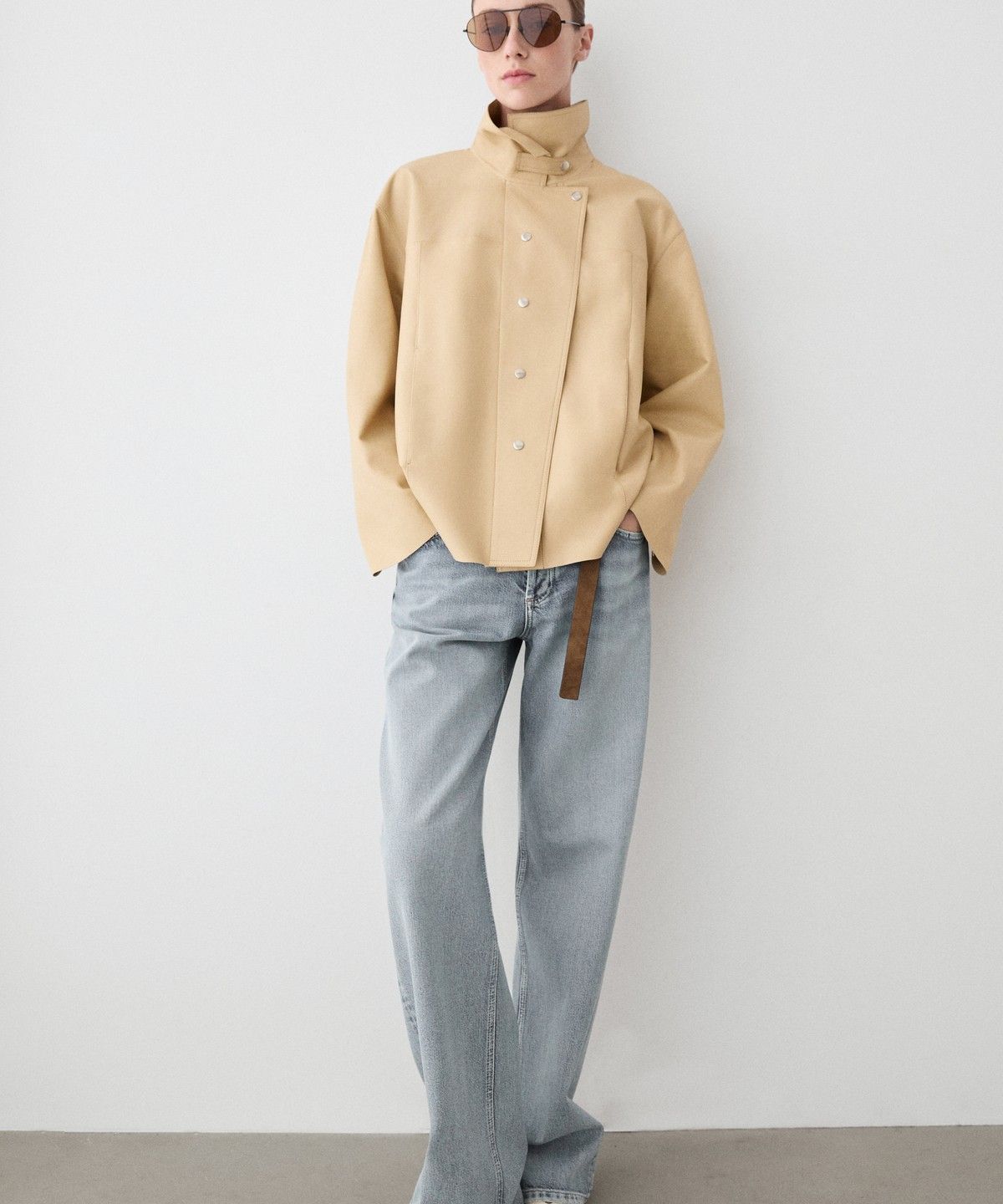 마시모두띠(MASSIMO DUTTI) 나파 가죽 셔츠