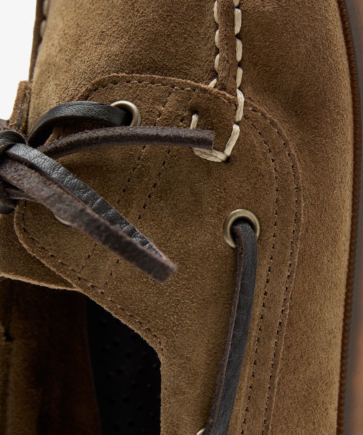 마시모두띠(MASSIMO DUTTI) 가죽 보트 슈즈