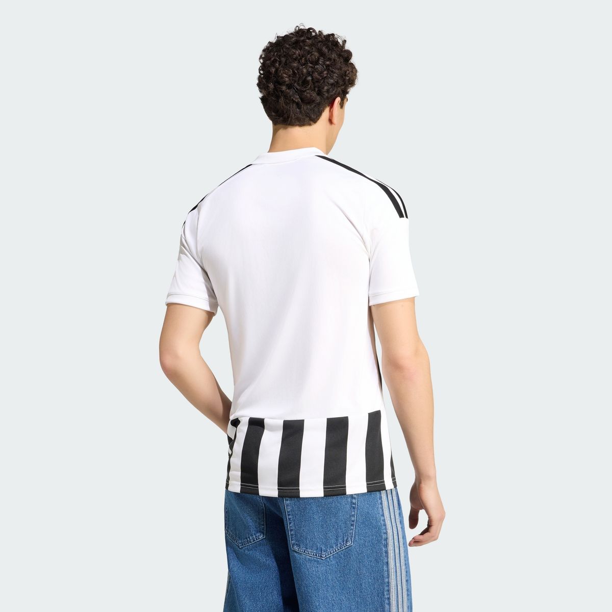 아디다스(ADIDAS) 유벤투스 26/27 홈 저지 KC2285