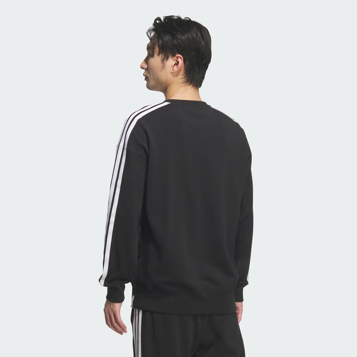 아디다스(ADIDAS) 에센셜 플러스 루스 핏 3-스트라이프 프렌치 테리 스웨트셔츠 KF3714