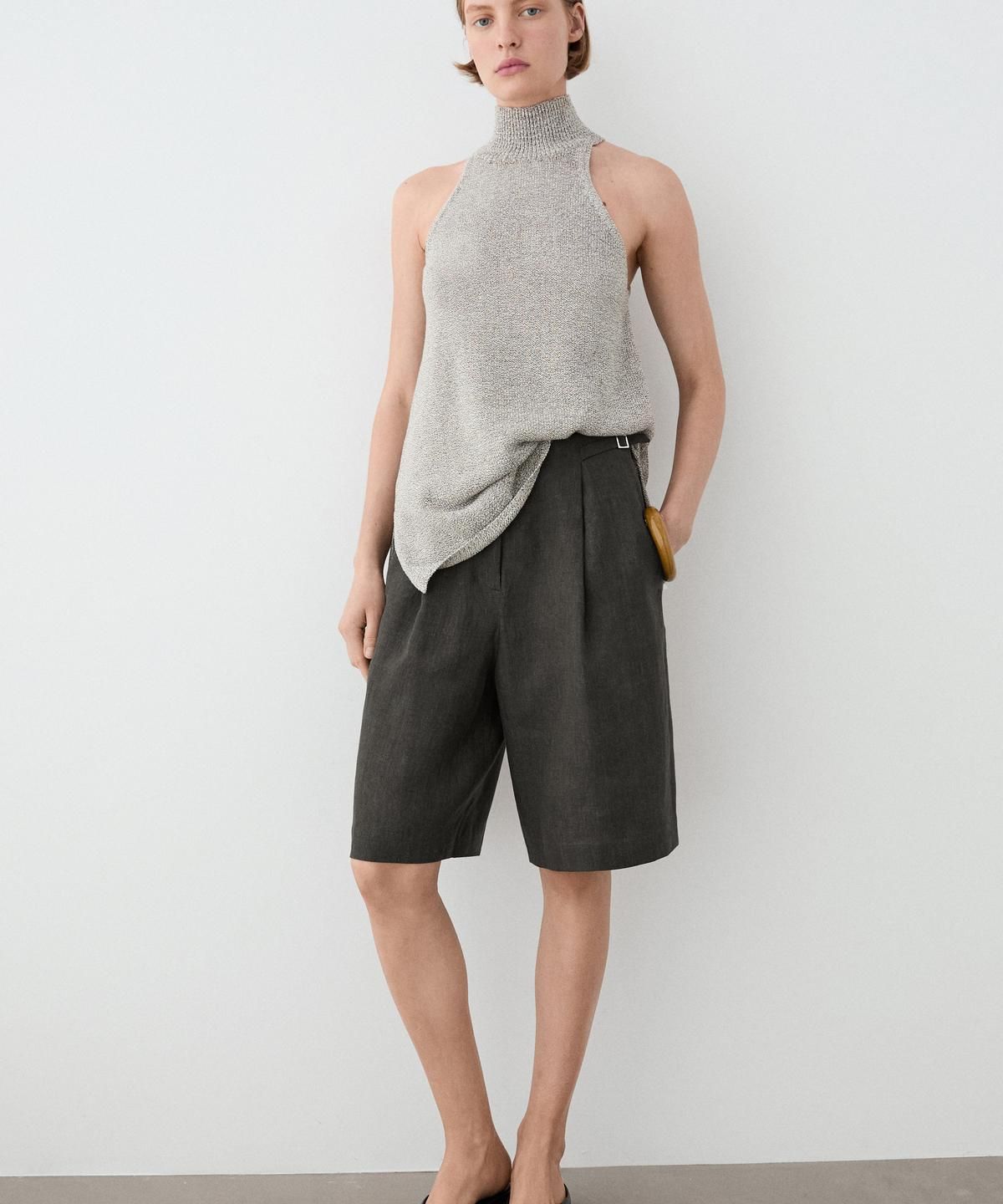 마시모두띠(MASSIMO DUTTI) 홀터넥 니트 탑