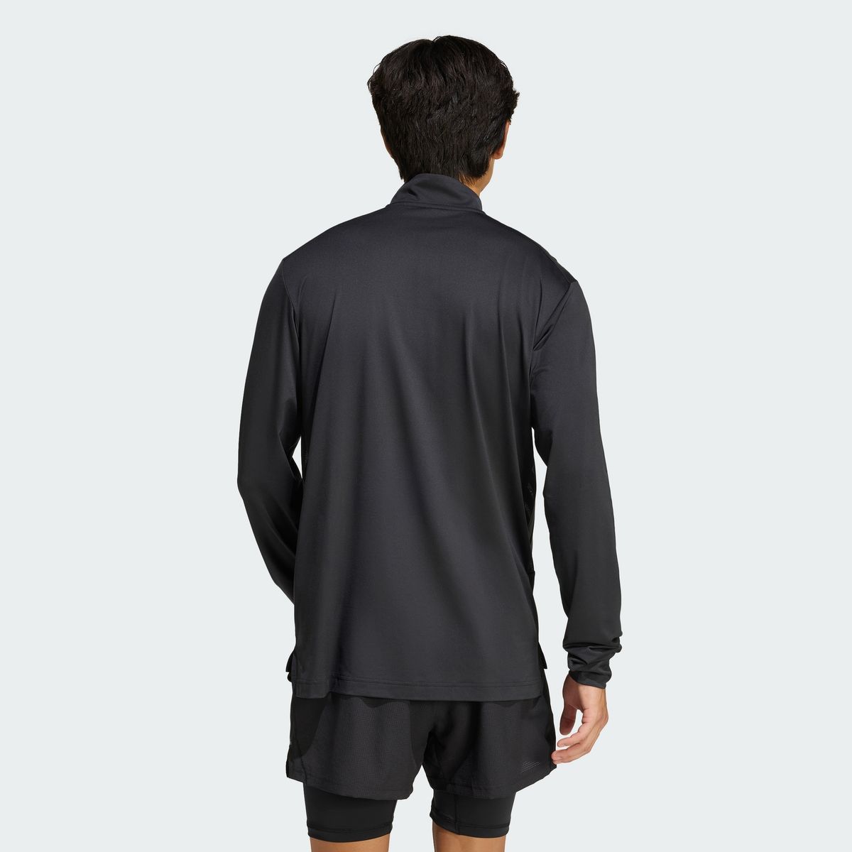 아디다스(ADIDAS) 테크 에센셜 워크아웃 1/4 지퍼 스웨트셔츠 KQ7477