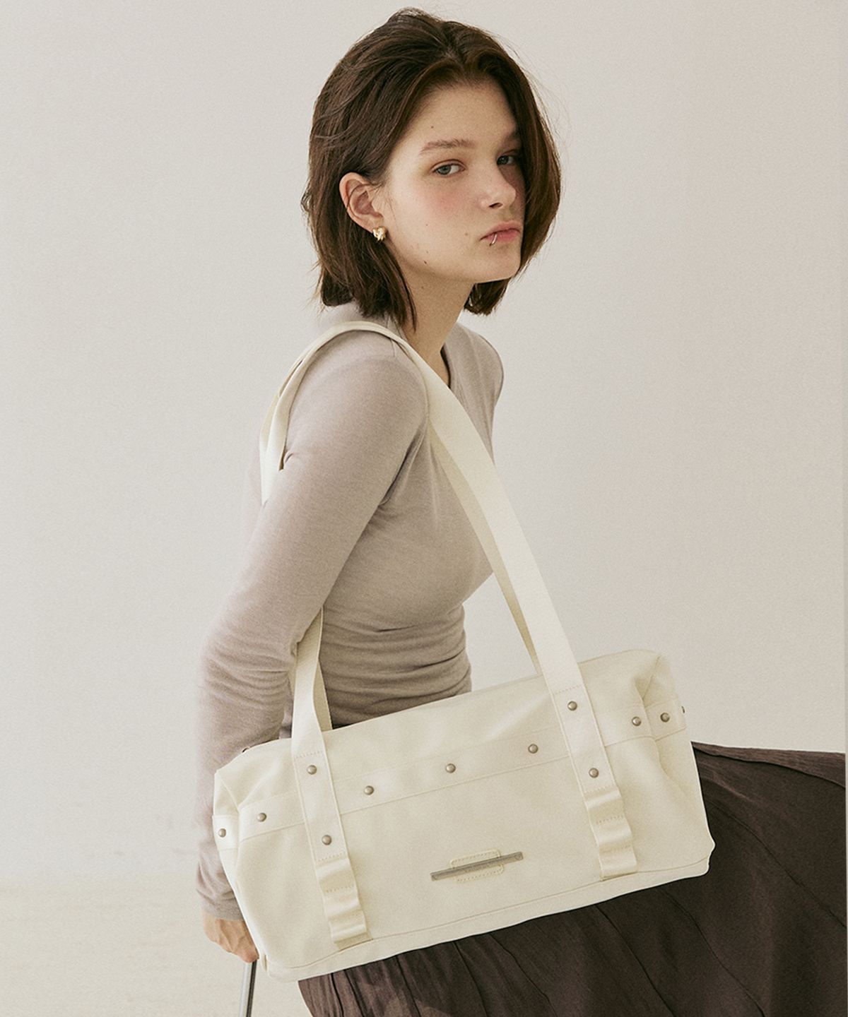 레이몬트(RAIMENT) Gleam Bag_IVORY
