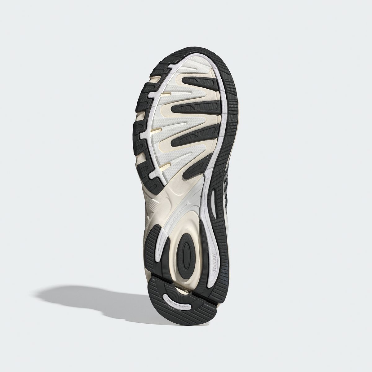 아디다스(ADIDAS) 리스폰스 CL IG6226