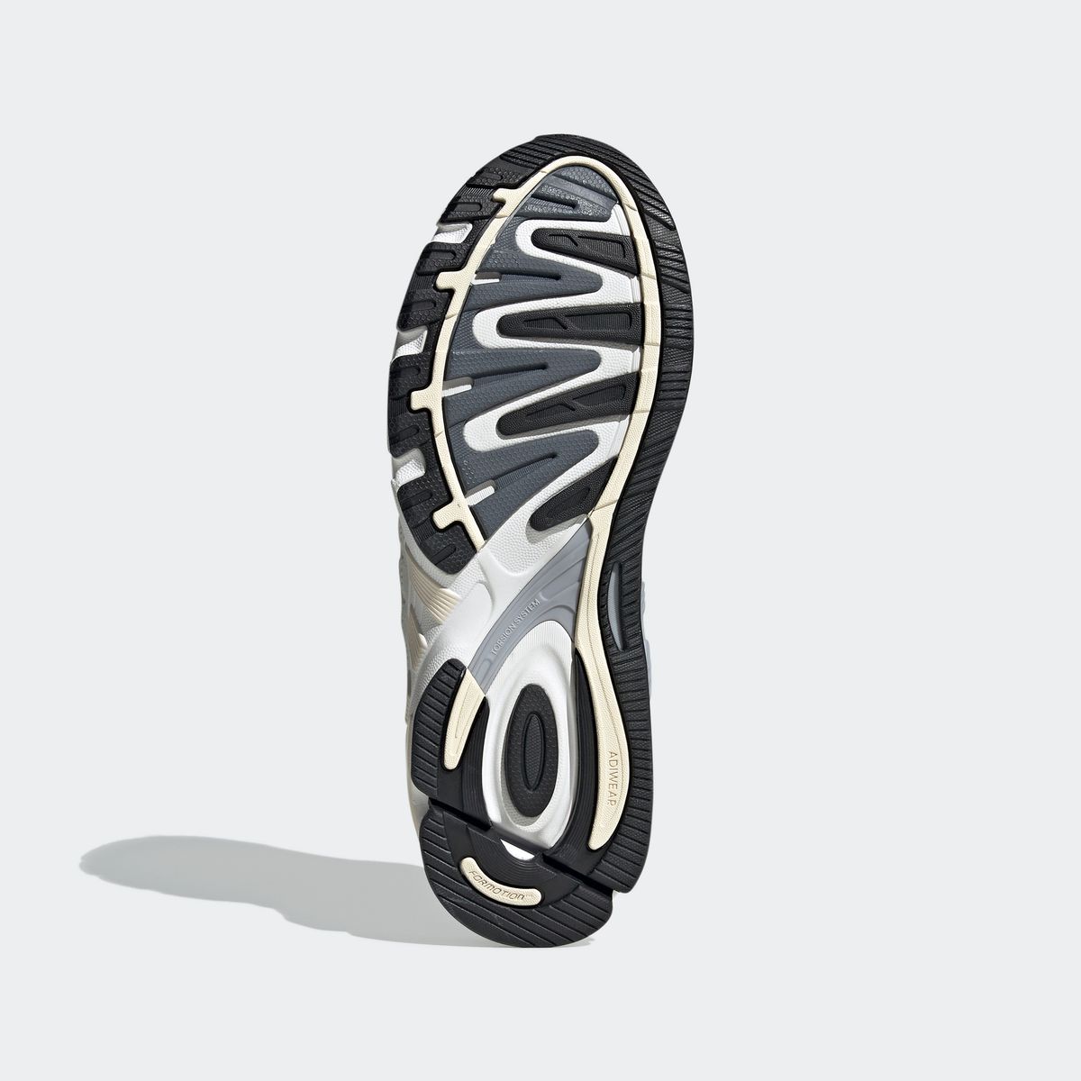 아디다스(ADIDAS) 리스폰스 CL GZ1562