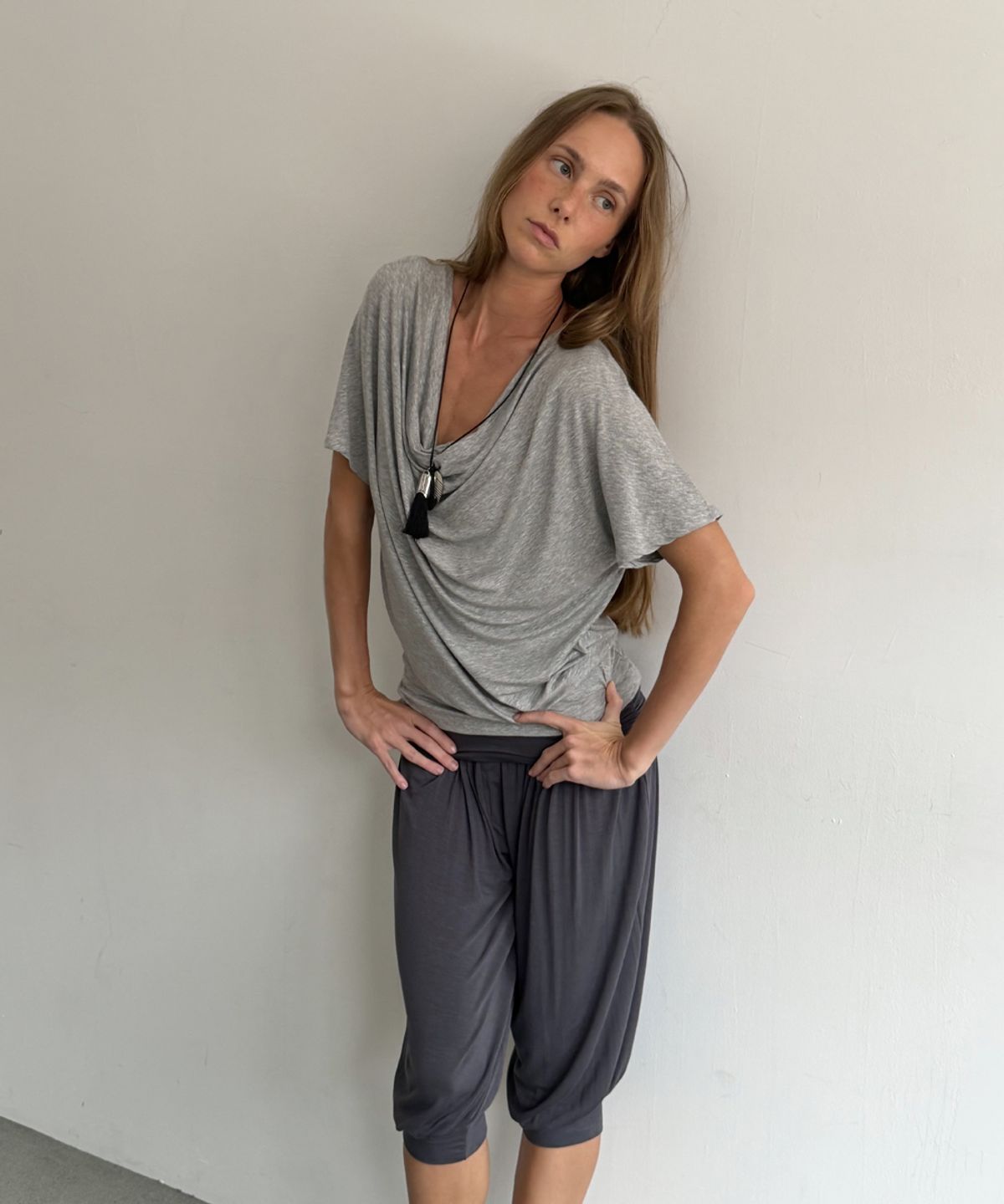 아수라(ASURA) FOLD HAREM PANTS (CHARCOAL)