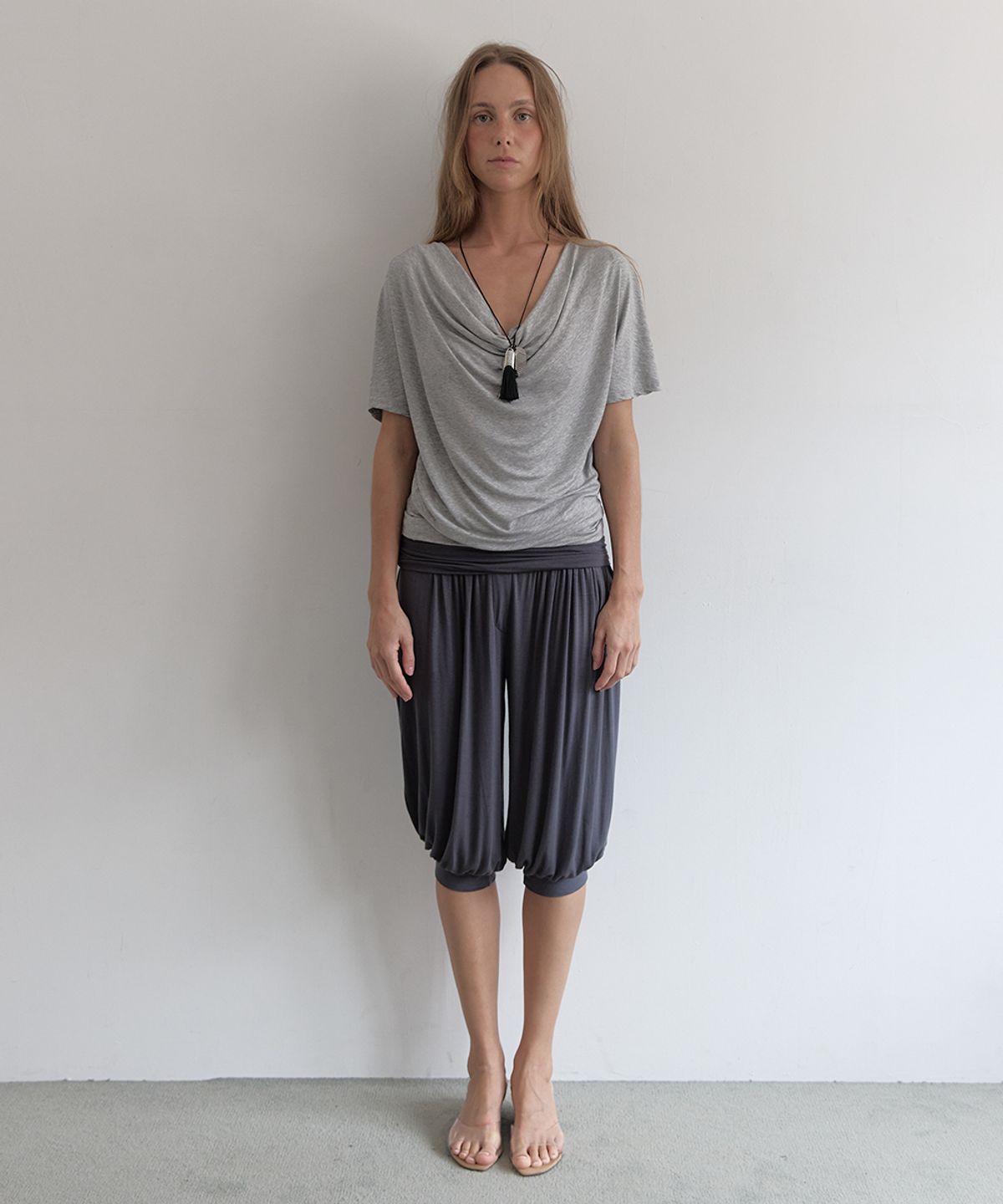 아수라(ASURA) FOLD HAREM PANTS (CHARCOAL)