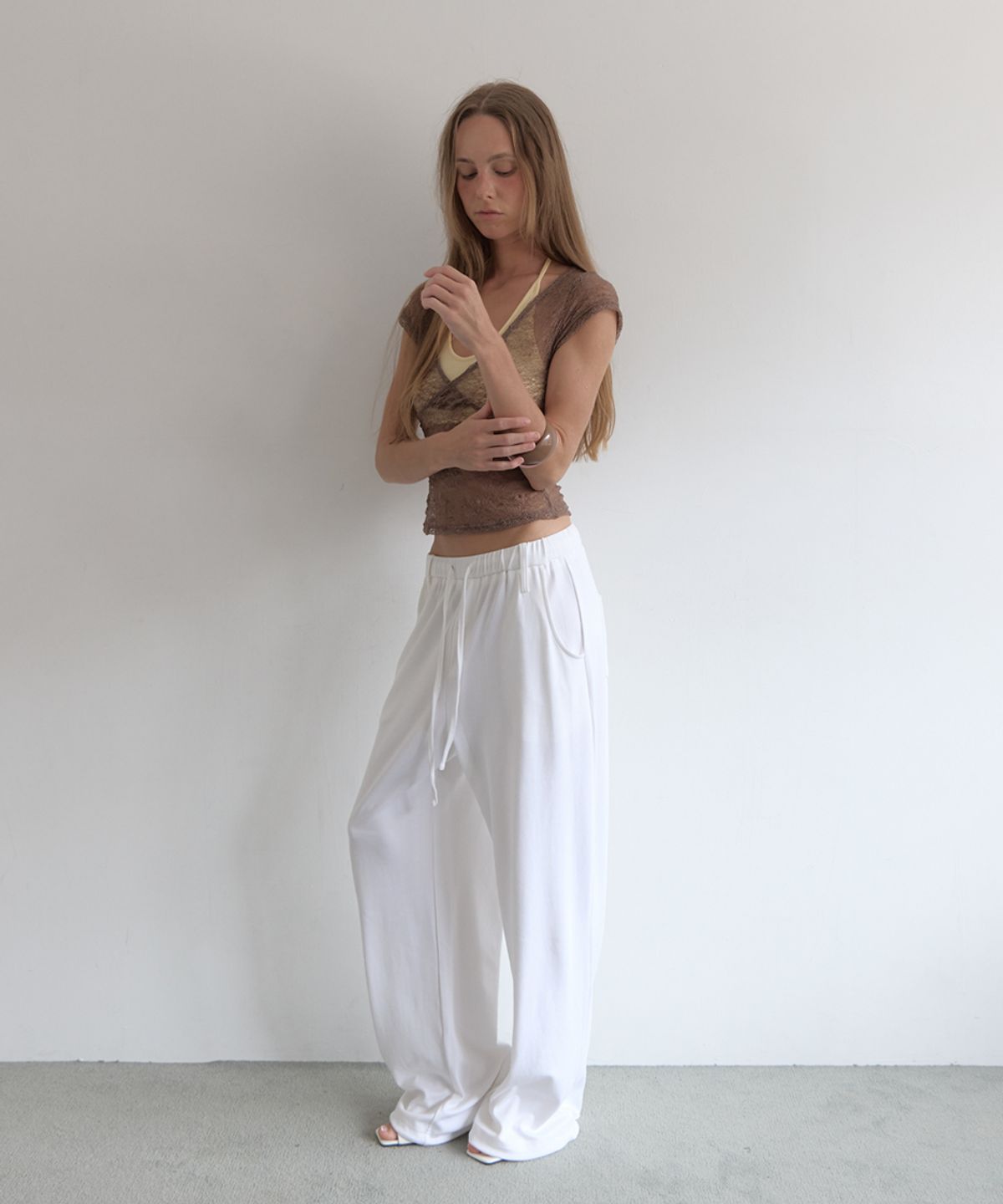 아수라(ASURA) LAZY SWEAT PANTS - LONG (WHITE)