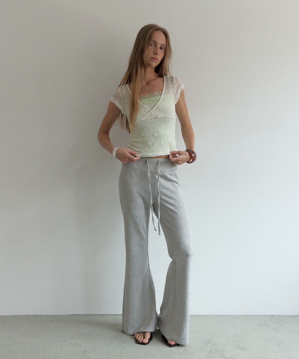 아수라(ASURA) RELAXED BOOTCUT PANTS (MELANGE GREY)