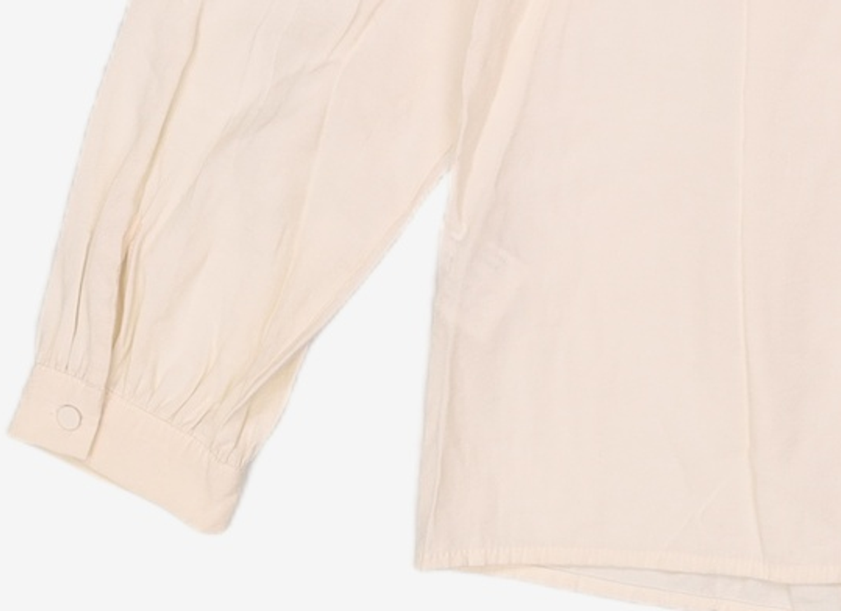 미쏘(MIXXO) 라운드넥 핀턱 블라우스 MIWBLB930B S