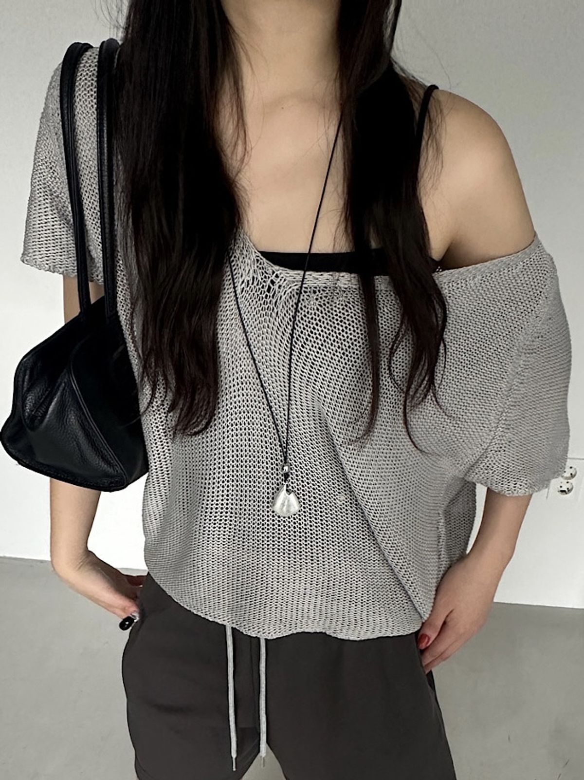 아포엠(APOEM) V Net Knit Top (3C)