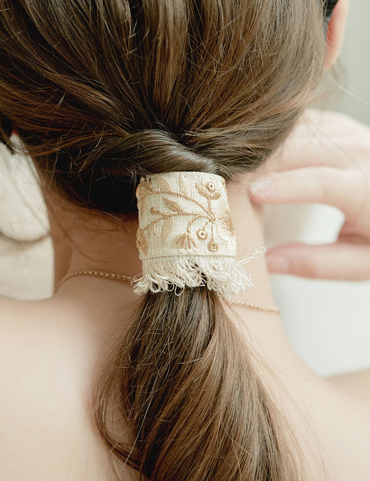 베스티(BESTY) 아뜰리에 프린지 헤어커프 (Atelier Fringe Hair Cuff)