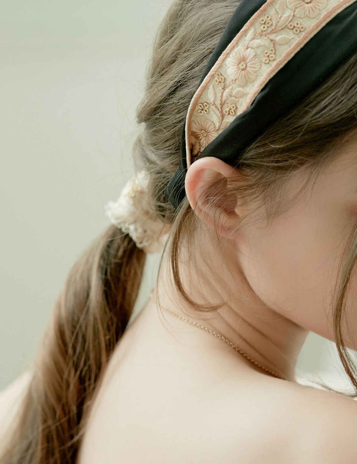 베스티(BESTY) 아뜰리에 프린지 헤어커프 (Atelier Fringe Hair Cuff)