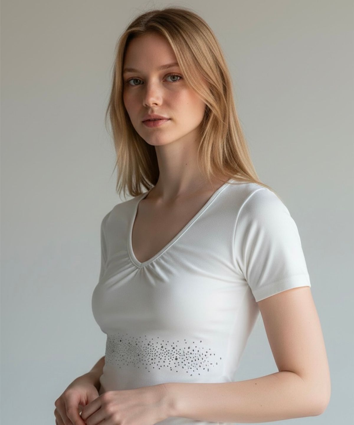 본슬리피(BORN SLIPPY) Crystal Line V Shirring Tee (Ivory)