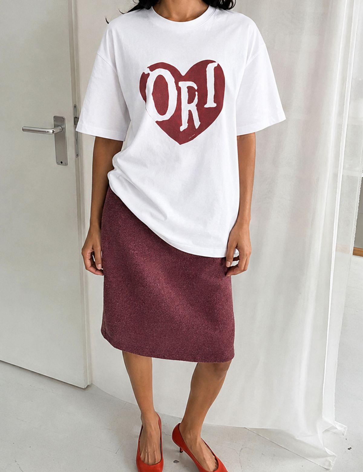 오라이(ORIGHH) 오버핏 빈티지 하트 프린팅 반팔 티셔츠(2size)